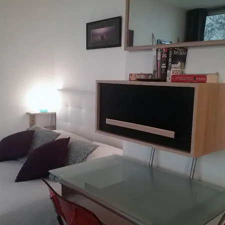 Le Victoria I -mon Desert Village -24m2 Nancy